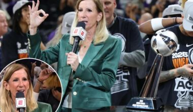 WNBA commissioner greeted with heavy boos during Aces championship trophy ceremony