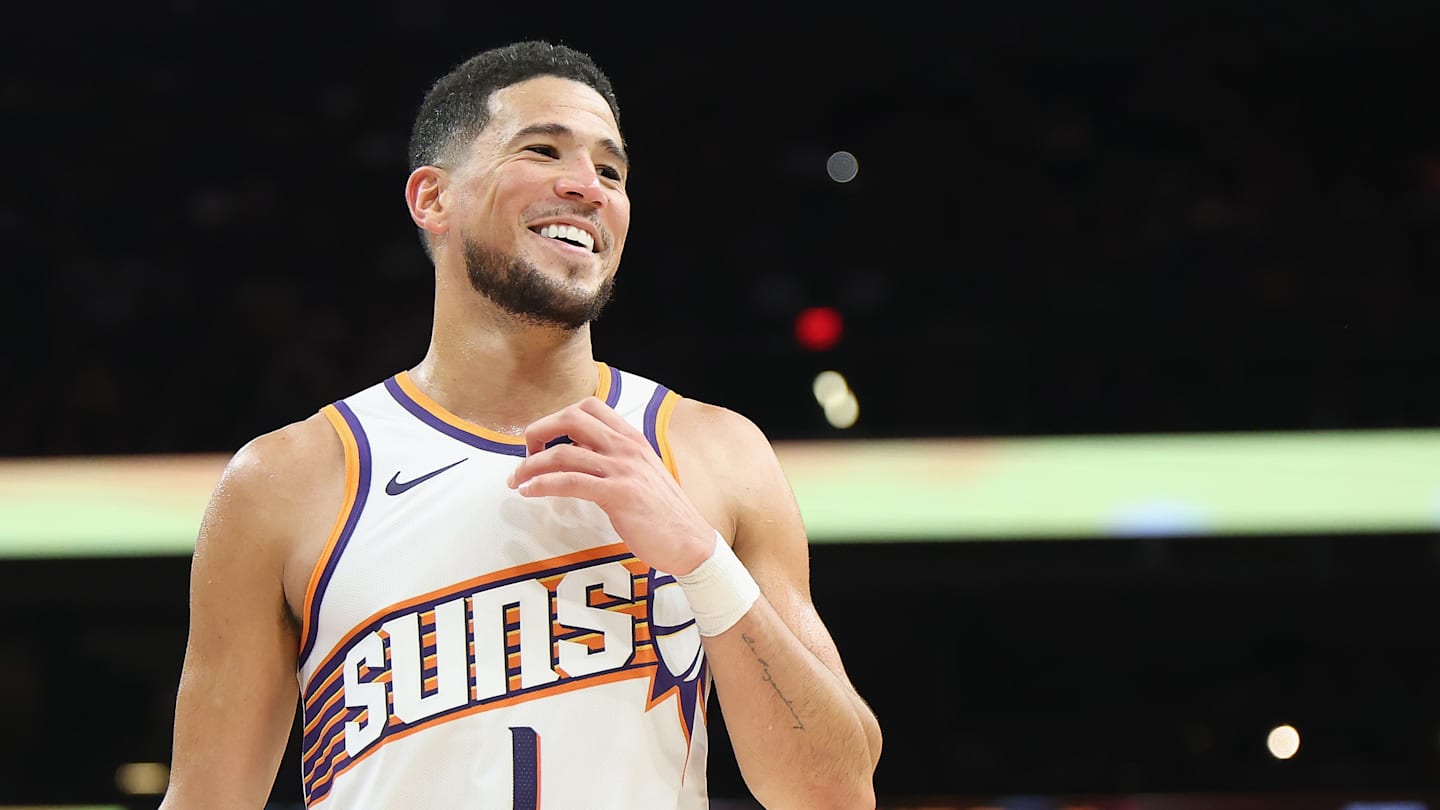 Los Angeles Clippers v Phoenix Suns