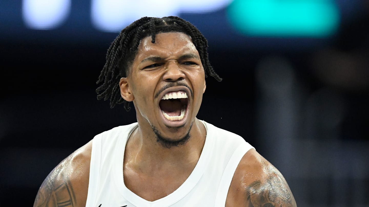 Portland Trail Blazers v Golden State Warriors