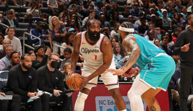 NBA Fans Blown Away by 36-Year-Old James Harden Scoring 27 in a Single Quarter