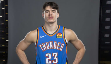 Dariq Whitehead, Brooks Barnhizer Shine in OKC Blue Win