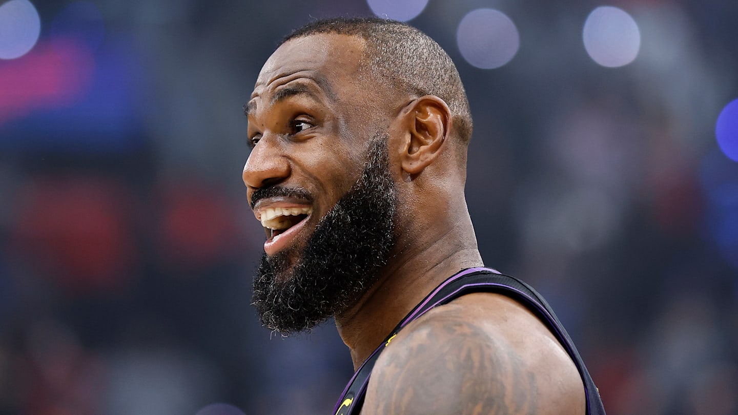 Los Angeles Lakers v Los Angeles Clippers