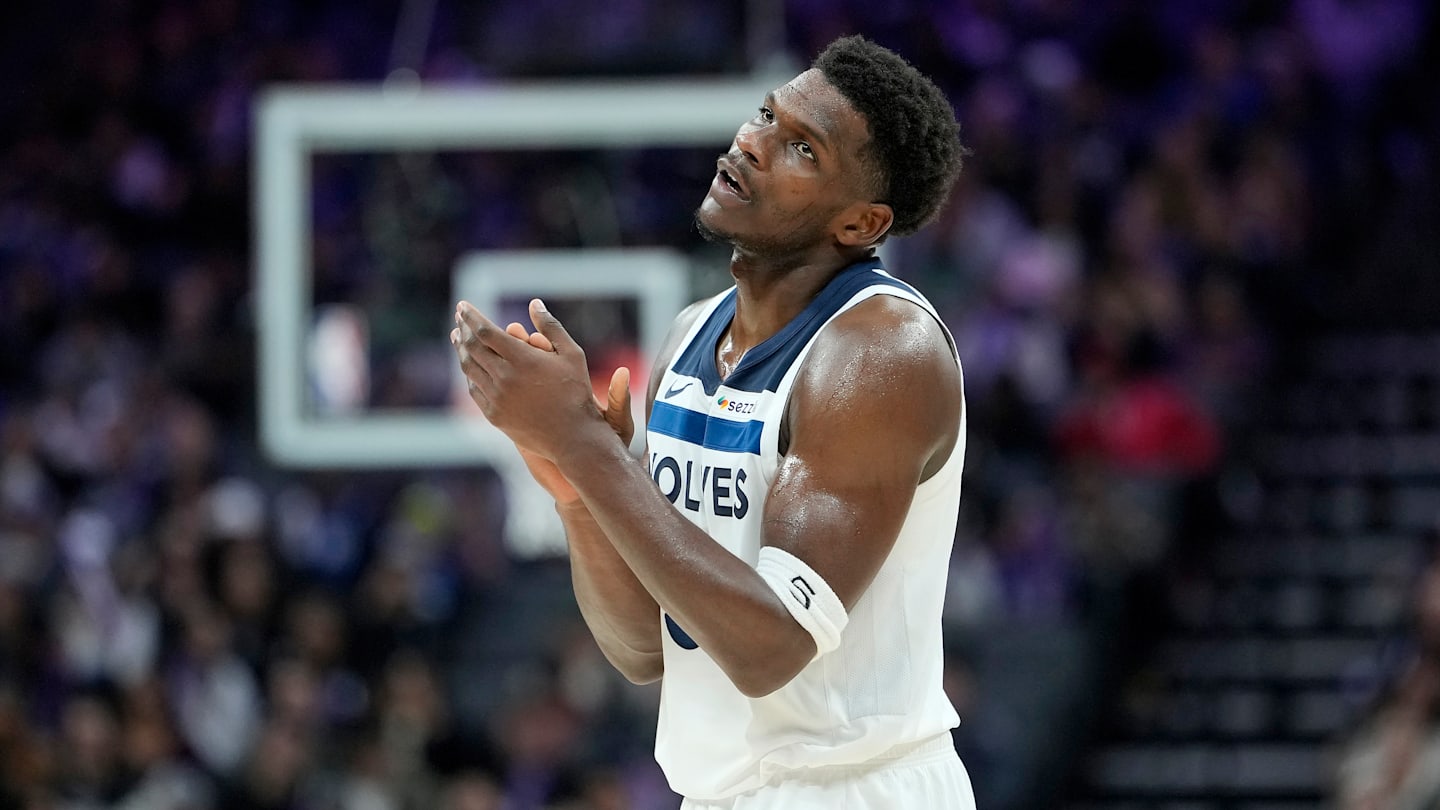 Minnesota TImberwolves v Sacramento Kings