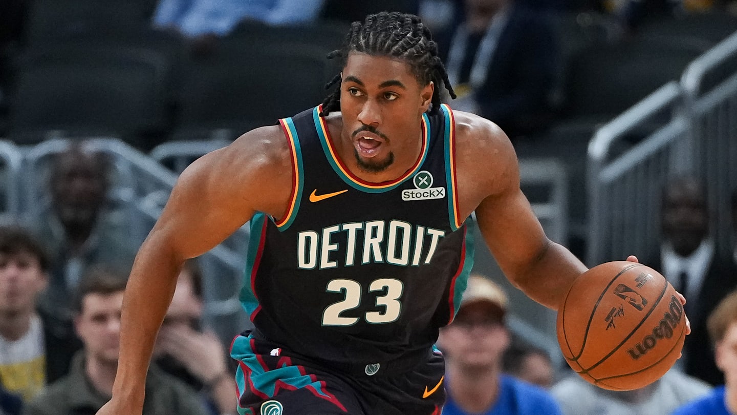 Detroit Pistons v Indiana Pacers