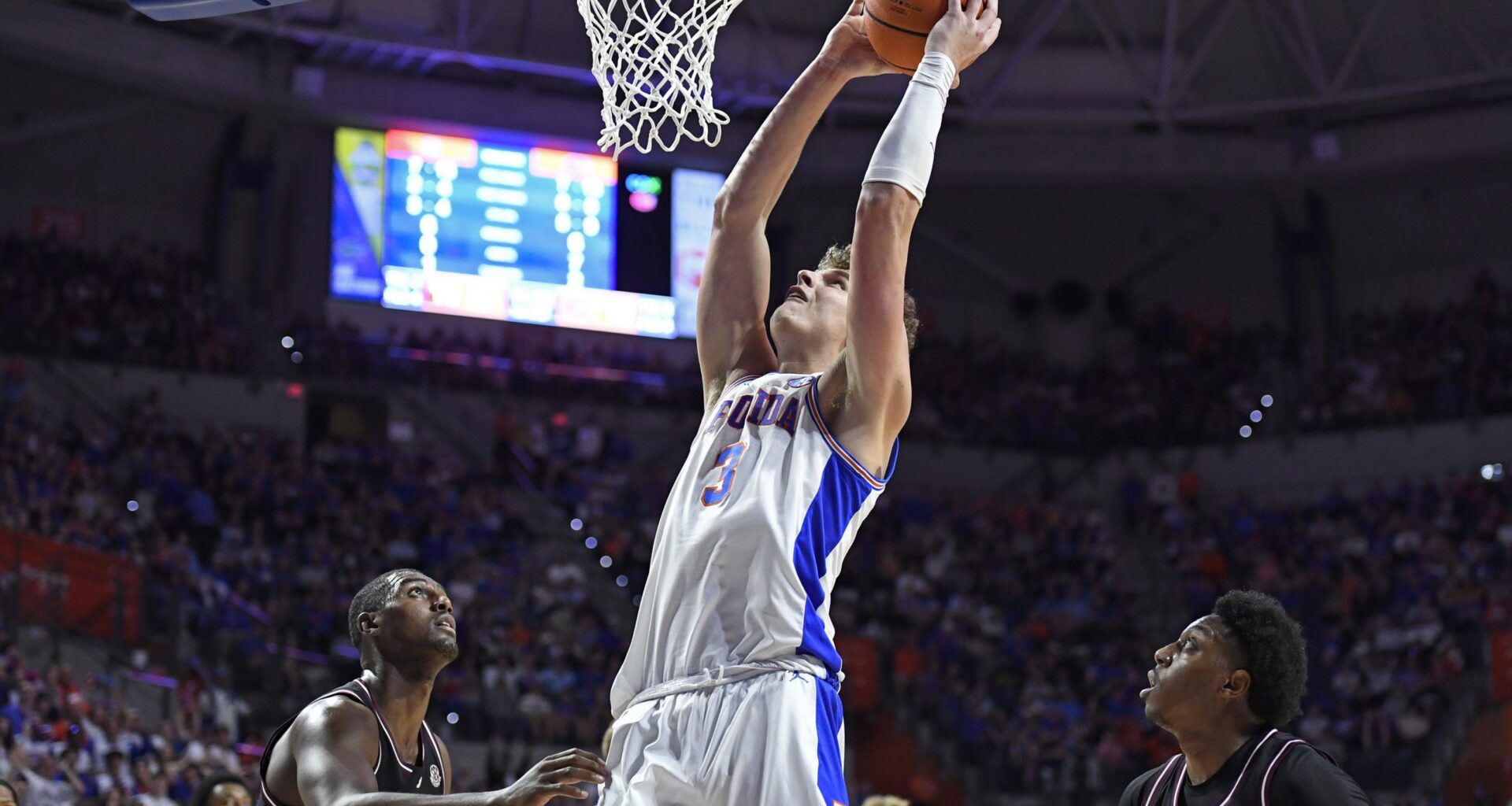 Gators Basketball Slides to No. 10 in Latest AP Top 25 Rankings - WRUF 98.1 FM | 850 AM
