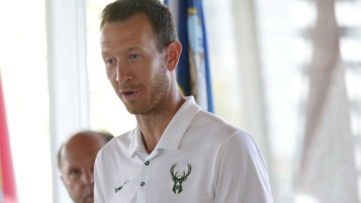 Ex-Marquette, Bucks player Steve Novak takes TV job with MSG, Knicks