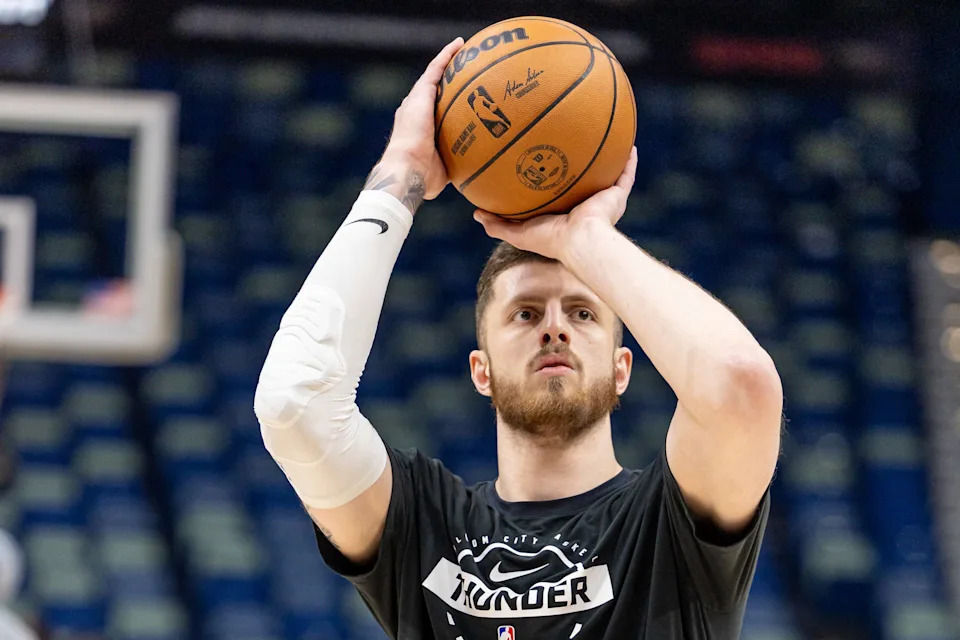 Nov 17, 2025; New Orleans, Louisiana, USA; Oklahoma City Thunder center/forward Isaiah Hartenstein (55) during warmups before the game against the New Orleans Pelicans at Smoothie King Center. Mandatory Credit: Stephen Lew-Imagn Images
