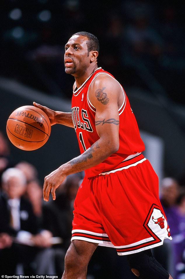 But their former teammate, Randy Brown, wants them to make amends with one another