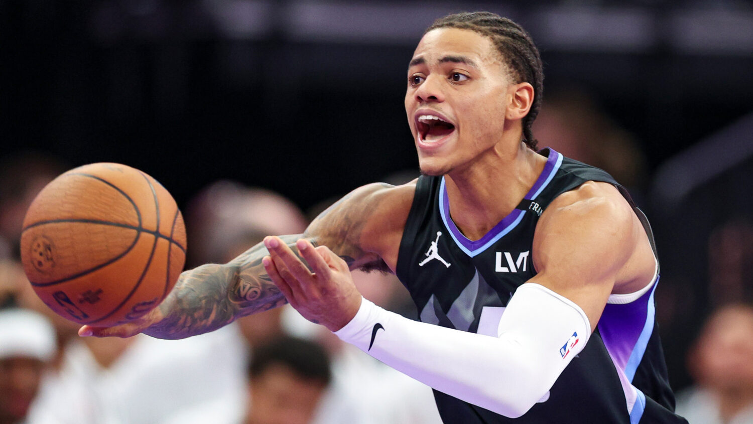 Utah Jazz Warriors Keyonte George...