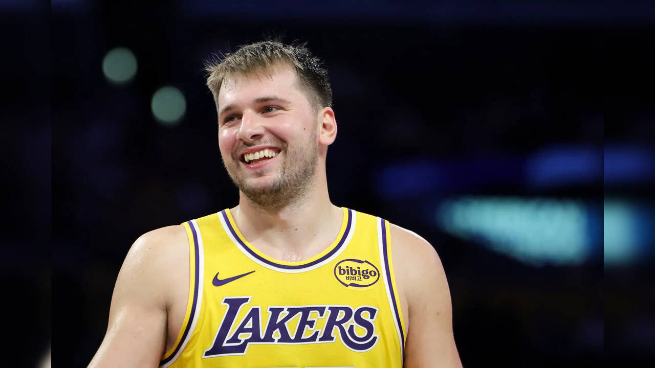 The 40-40 club: Luka Doncic begins the Lakers' new season with a pair of prolific performances The 40-40 club: Luka Doncic begins the Lakers' new season with a pair of prolific performances