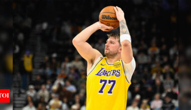 Is Luka Doncic playing tonight? Los Angeles Lakers star's injury update against Miami Heat (11-02-2015) | NBA News