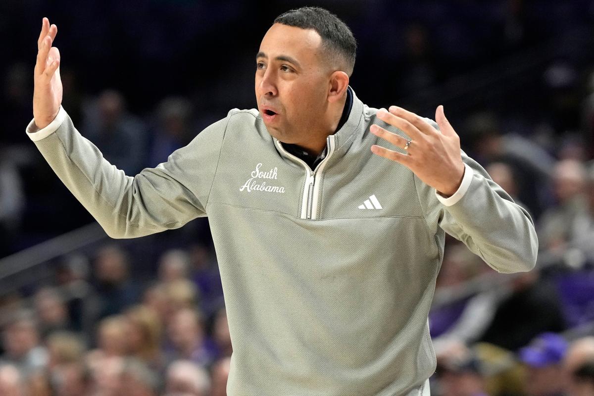 South Alabama has NIT invitation rescinded in college basketball mess