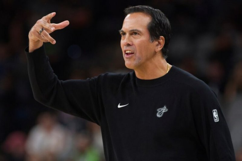 Spoelstra turns to small-ball as Heat fall to Spurs, seeks more impact from young core