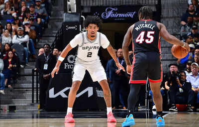 Is Dylan Harper alright? San Antonio Spurs rookie looked strong until that sudden limp changed everything