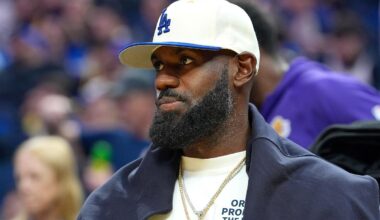 Lakers' LeBron James 'progressing' toward season debut