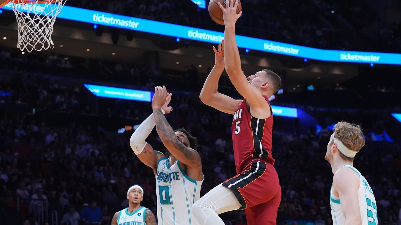 Miami Heat set franchise record with 53-point first quarter against Charlotte Hornets
