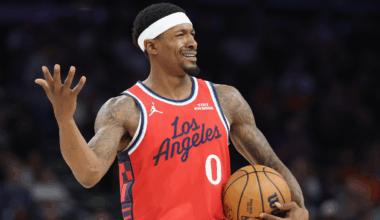 Bradley Beal injury: Clippers guard out for season with fractured hip, per report