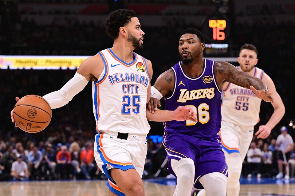 Los Angeles Lakers v Oklahoma City Thunder