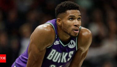 Is Giannis Antetokounmpo playing tonight vs the Los Angeles Lakers? Latest update on the Milwaukee Bucks star's injury report (November 15, 2025) | NBA News