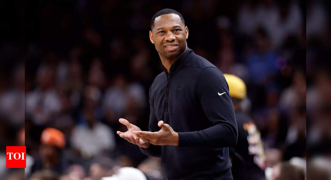 New Orleans Pelicans cut ties with Willie Green after a brutal 2-10 collapse | NBA News