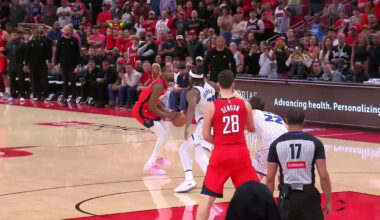 Kevin Durant with the 2 Pt