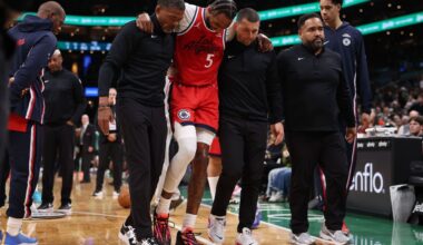 Sources: Clippers' Derrick Jones Jr. (MCL) out at least 6 weeks