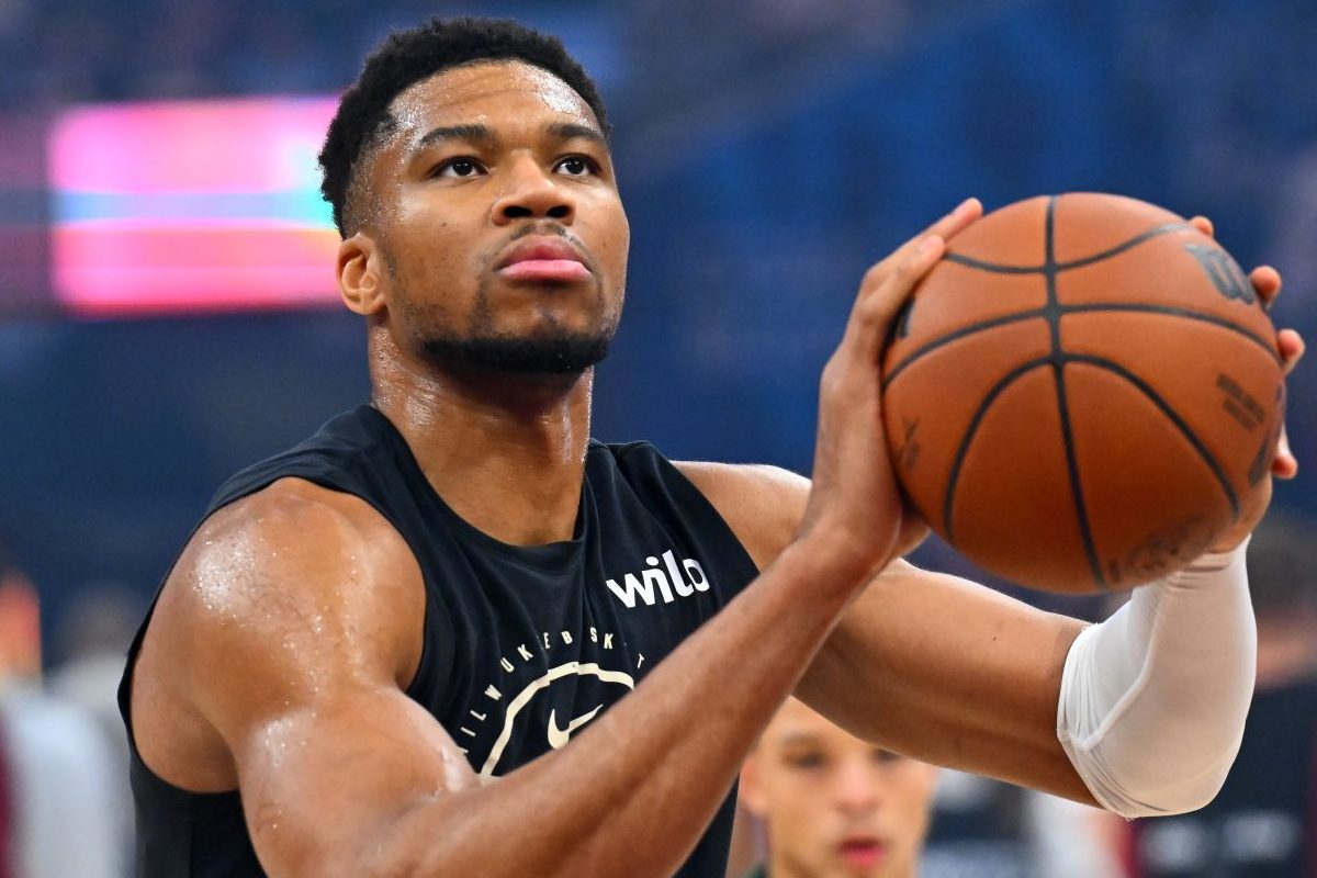 Bucks Hit With 'Disheartening' Giannis Antetokounmpo News