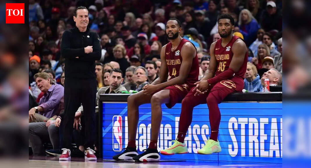 NBA fines Cleveland Cavaliers $100,000 for violating player participation policy | NBA News