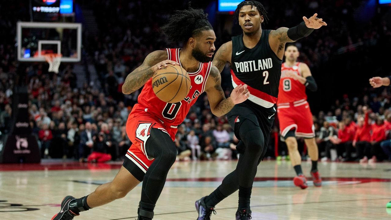 Vucevic's buzzer-beating 3 gives the Bulls a 122-121 win over the Blazers