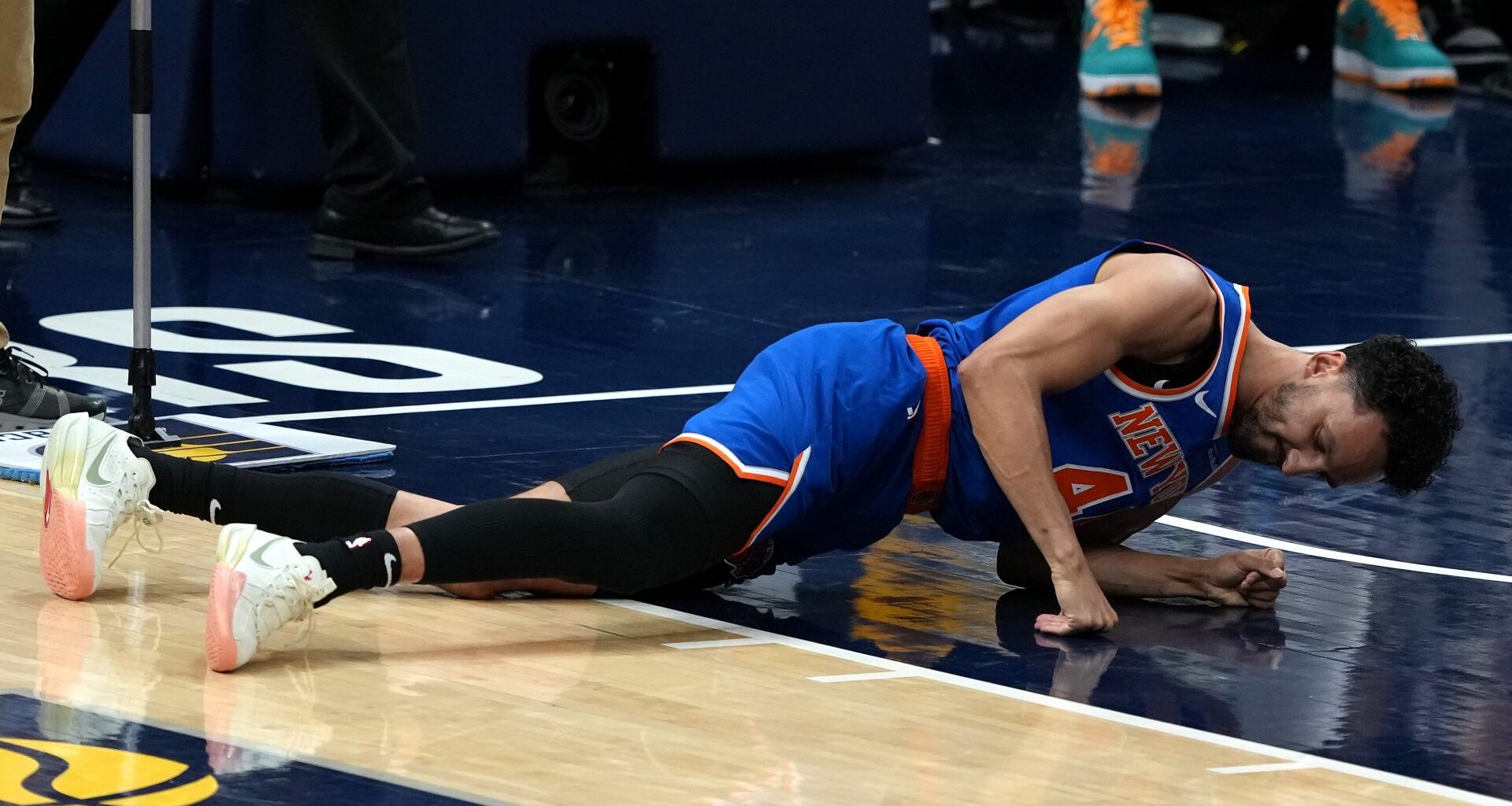 Knicks Hit with New Injury Threat After Shamet Scare