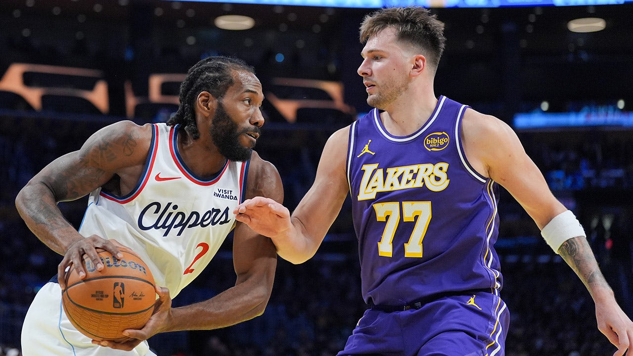 NBA scores: Lakers secure spot in Cup quarterfinals