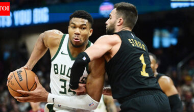 Is Gianis Antetokounmpo playing tonight vs the Miami Heat? Latest update on the Milwaukee Bucks star's injury report (November 26, 2025) | NBA News