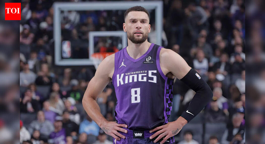 Zach LaVine trades heated words with an influencer in a viral courtside clash | NBA News