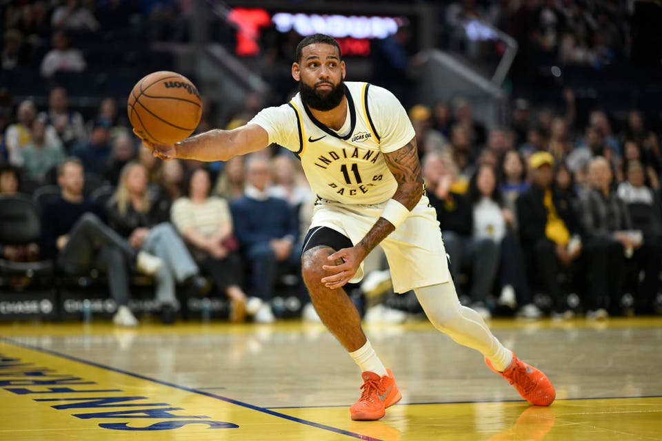 Indiana Pacers v Golden State Warriors