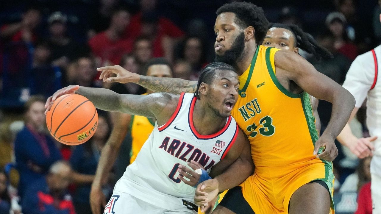 Krivas scores 20, No. 2 Arizona overwhelms Norfolk State inside for 98-61 win