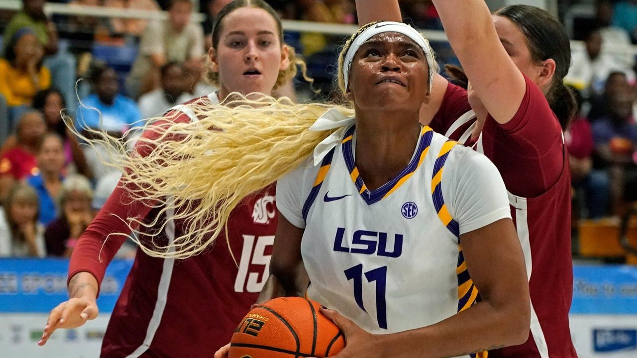 Flau'Jae Johnson leads No. 5 LSU over Washington State 112-35 for 8th straight game over 100 points