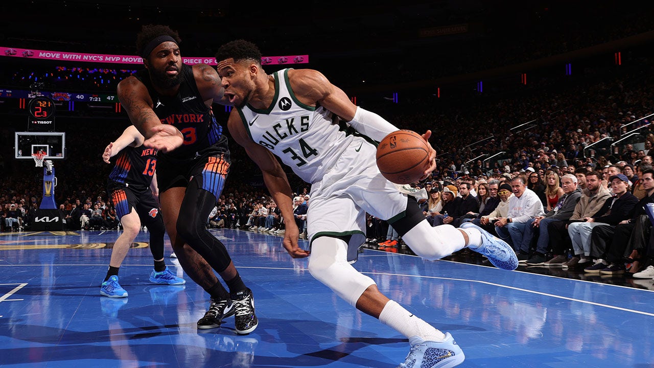 Bucks lose to Knicks, Giannis Antetokounmpo scores 30 in return