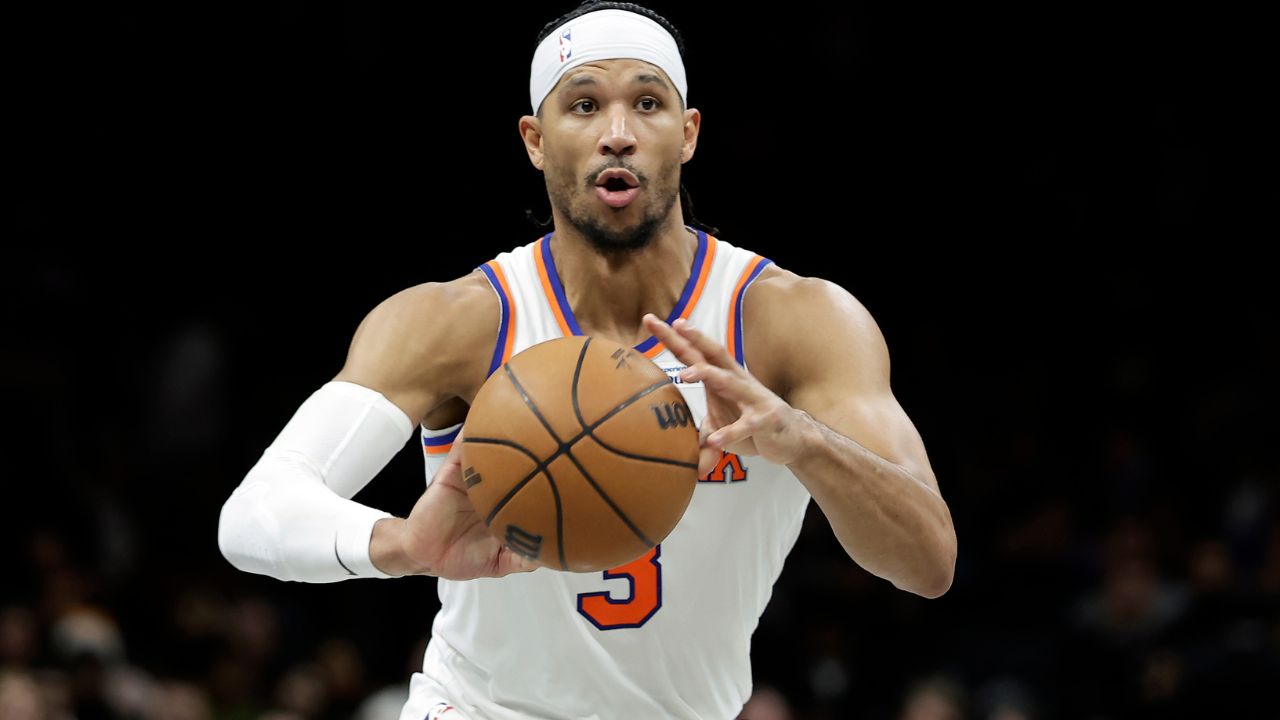 Knicks guard Josh Hart (3) looks to pass during the first half of an NBA basketball game against the Brooklyn Nets, Monday, Nov. 24, 2025, in New York.