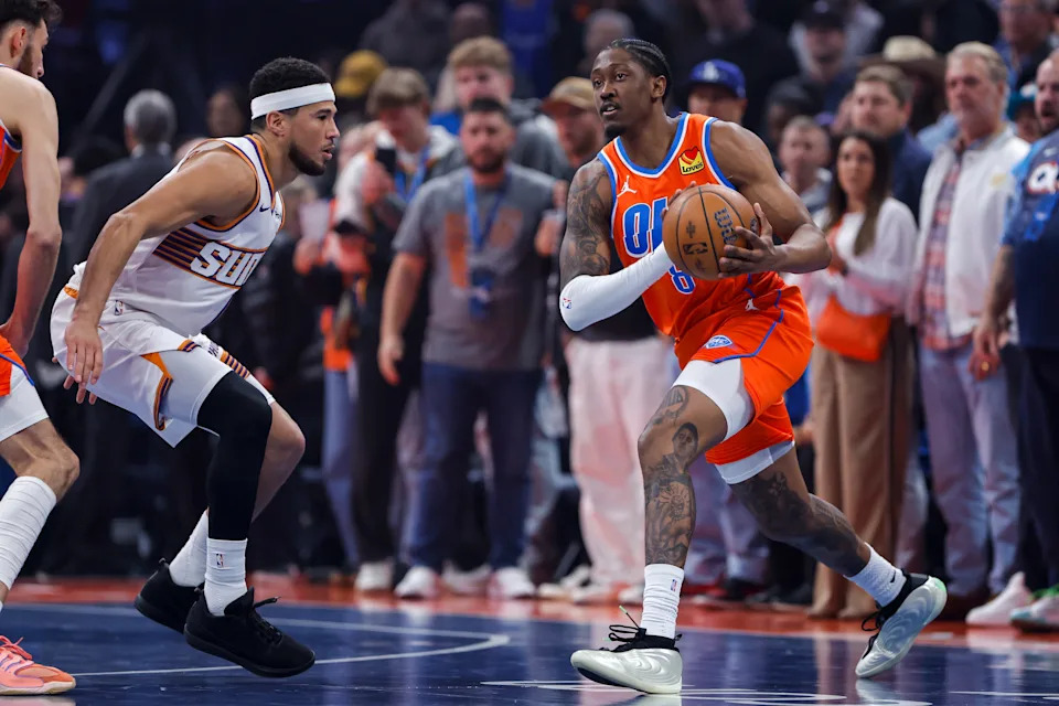 Nov 28, 2025; Oklahoma City, Oklahoma, USA; Oklahoma City Thunder guard Jalen Williams (8) moves the ball against the Phoenix Suns during the first quarter at Paycom Center. Mandatory Credit: Alonzo Adams-Imagn Images