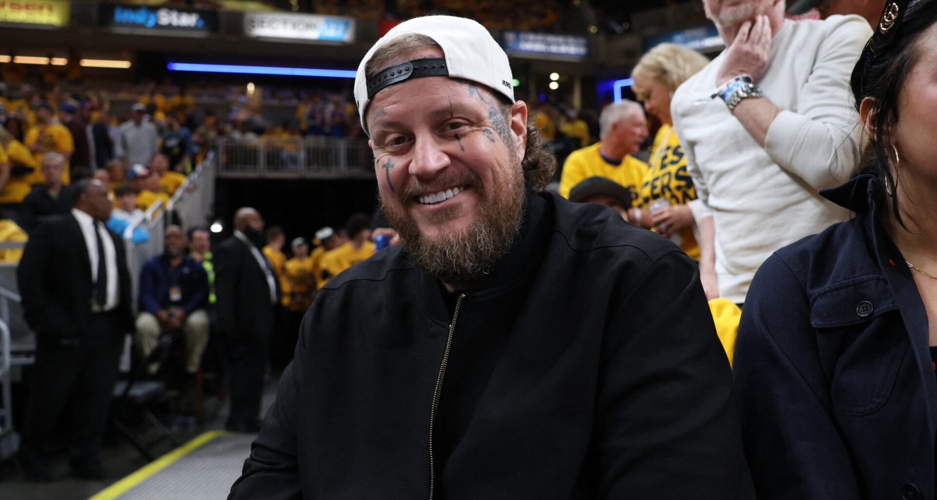 Jelly Roll Finally Revealed What His Face Looks Like After He Shaved - Hits 96