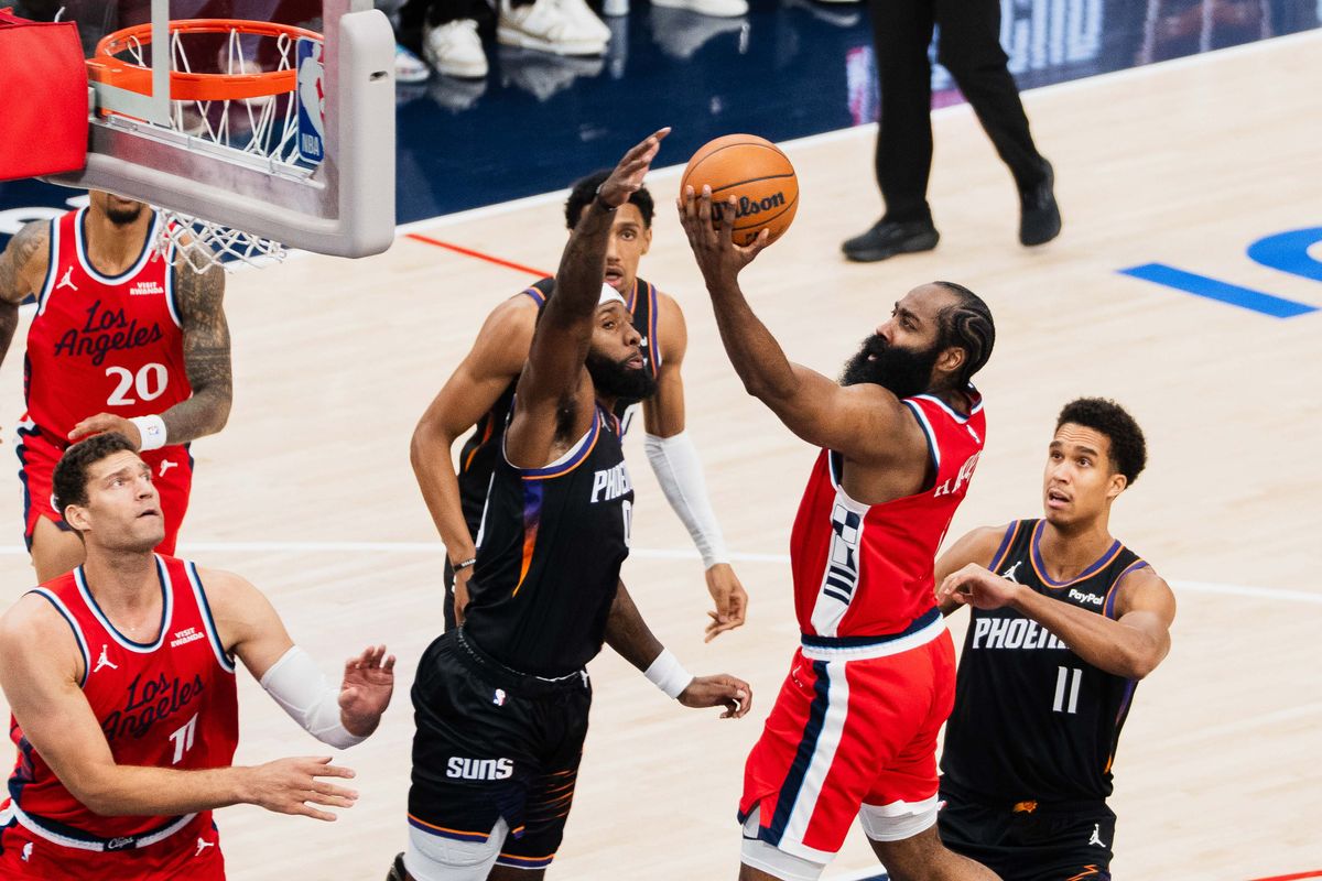 Los Angeles Clippers guard James Harden (1) shooting a lay-up at an NBA basketball game against the Phoenix Suns, Saturday November 8th, 2025 in Inglewood, California. Los Angeles Clippers guard James Harden (1) shooting a lay-up at an NBA basketball game against the Phoenix Suns, Saturday November 8th, 2025 in Inglewood, California.