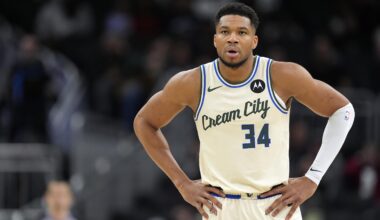 Giannis Eyes NBA Scoring Record, How Many More Points Does He Need to Make History?