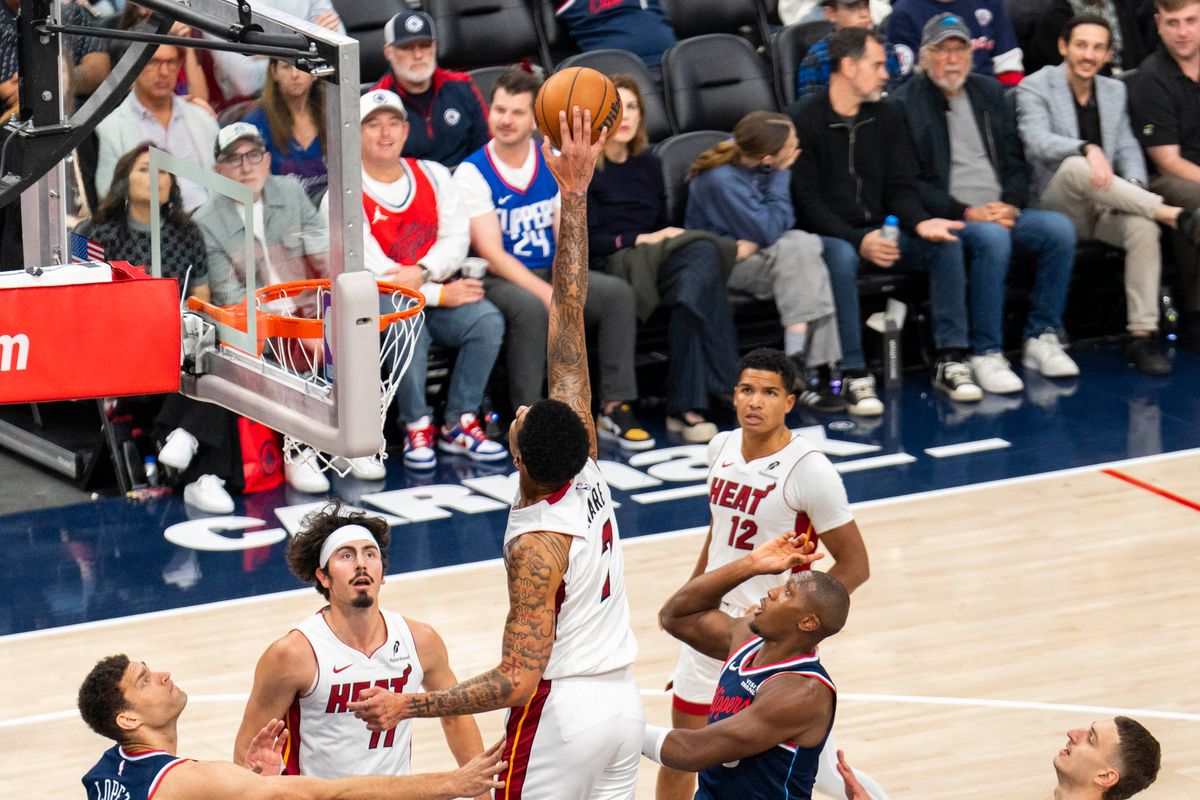 Miami Heat center Kel'el Ware (7) blocks a shot during an NBA basketball game against the Los Angeles Clippers, Monday November 3rd, 2025 in Los Angeles, California. 