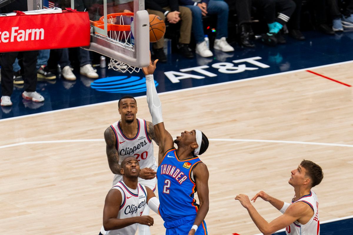 Oklahoma City Thunder guard Shai Gilgeous-Alexander (2) makes a layup during an NBA basketball game against the Los Angeles Clippers, Tuesday November 4th, 2025 in Los Angeles, California. Oklahoma City Thunder guard Shai Gilgeous-Alexander (2) makes a layup during an NBA basketball game against the Los Angeles Clippers, Tuesday November 4th, 2025 in Los Angeles, California.
