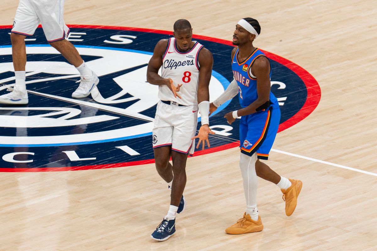 Los Angeles Clippers guard Kris Dunn (8) celebrates his made three during an NBA basketball game against the Oklahoma City Thunder, Tuesday November 4th, 2025 in Los Angeles, California. Los Angeles Clippers guard Kris Dunn (8) celebrates his made three during an NBA basketball game against the Oklahoma City Thunder, Tuesday November 4th, 2025 in Los Angeles, California.