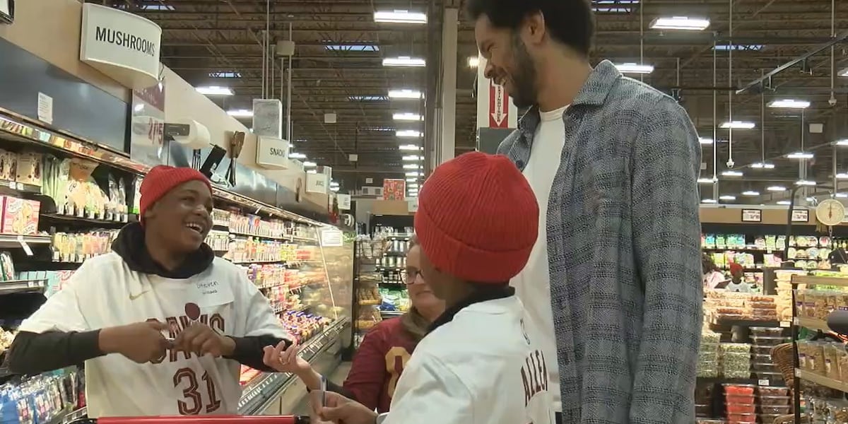 Cavs’ Jarrett Allen hosts 9th Annual Meals + Math Thanksgiving Event