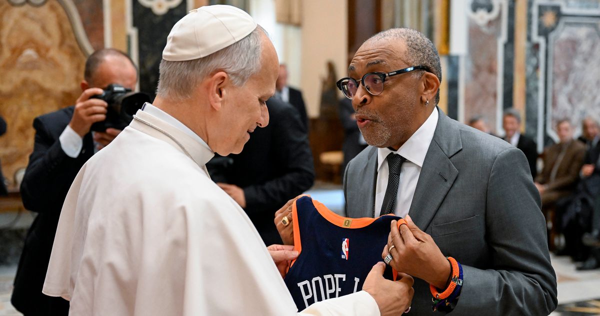 Spike Lee Blesses Pope Leo with Knicks Jersey at the Vatican