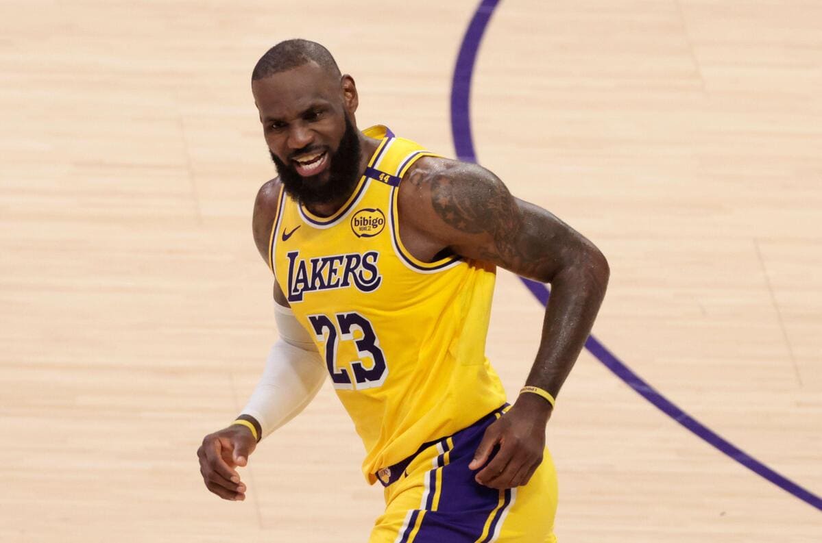 NBA: LeBron James practices with Lakers ahead of potential return against Jazz