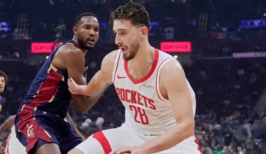 Alperen Sengun scores 28 points as Rockets top Cavaliers 114-104 for fifth straight win