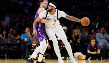 Anthony Davis posts 12 points in return to Cypto.com Arena, while Luka Dončić drops 35 in Lakers win